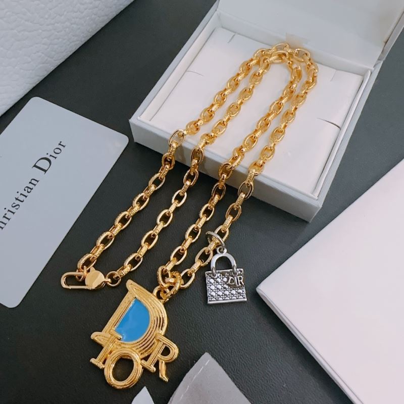 chr1st1an D10r necklaces